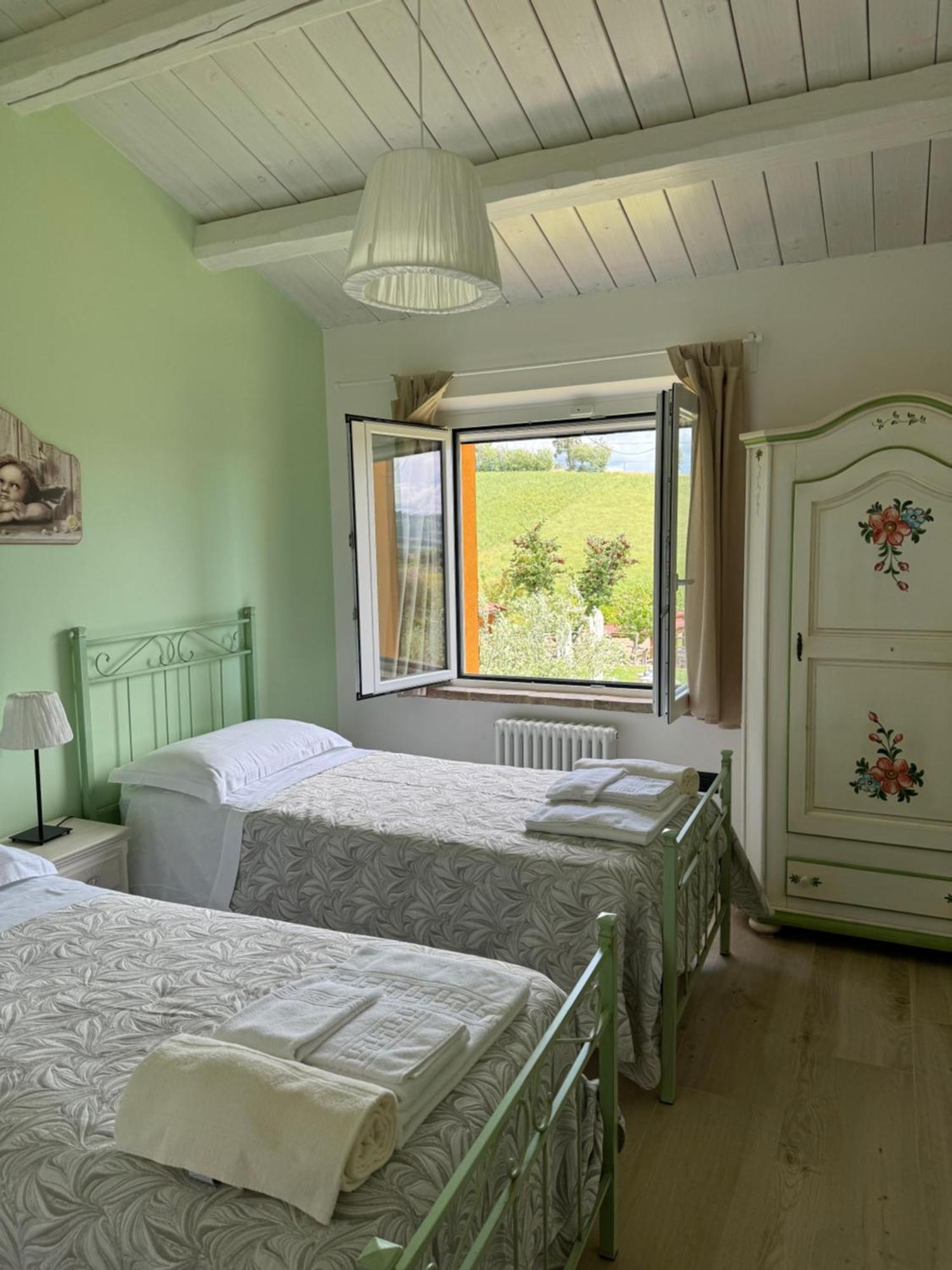 Montenovo Country House Ostra Vetere Værelse billede