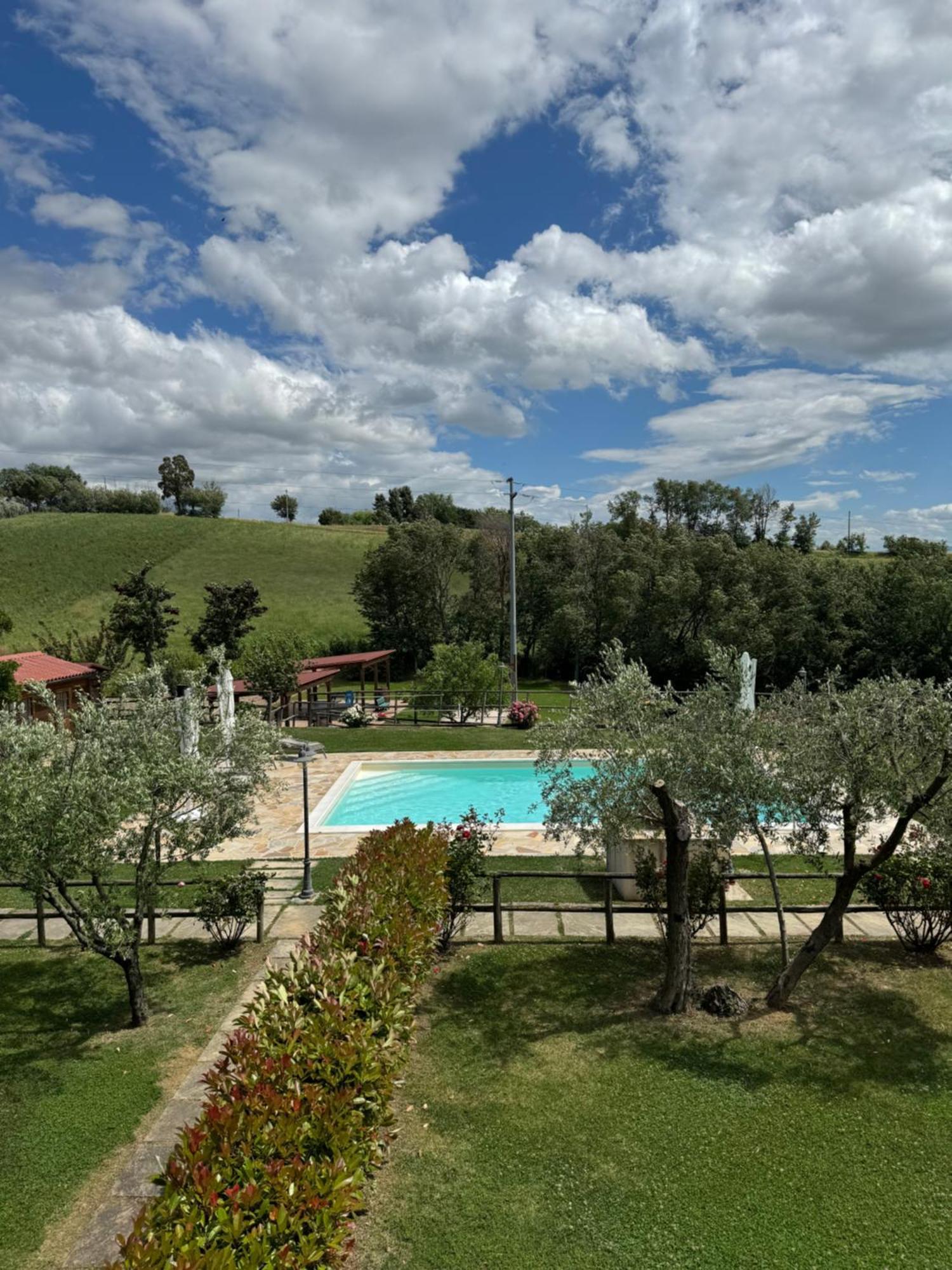 Montenovo Country House Ostra Vetere Eksteriør billede