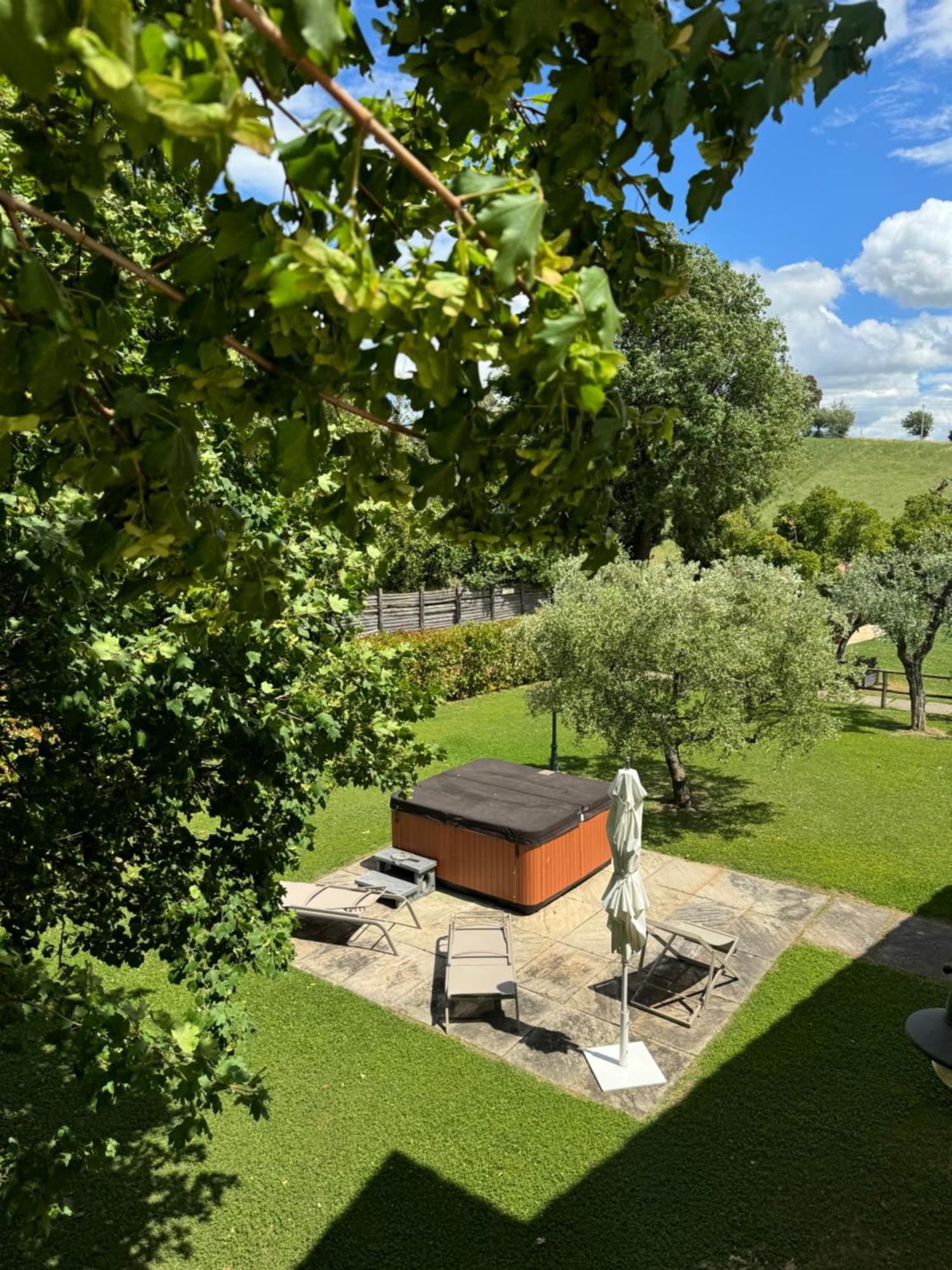 Montenovo Country House Ostra Vetere Eksteriør billede