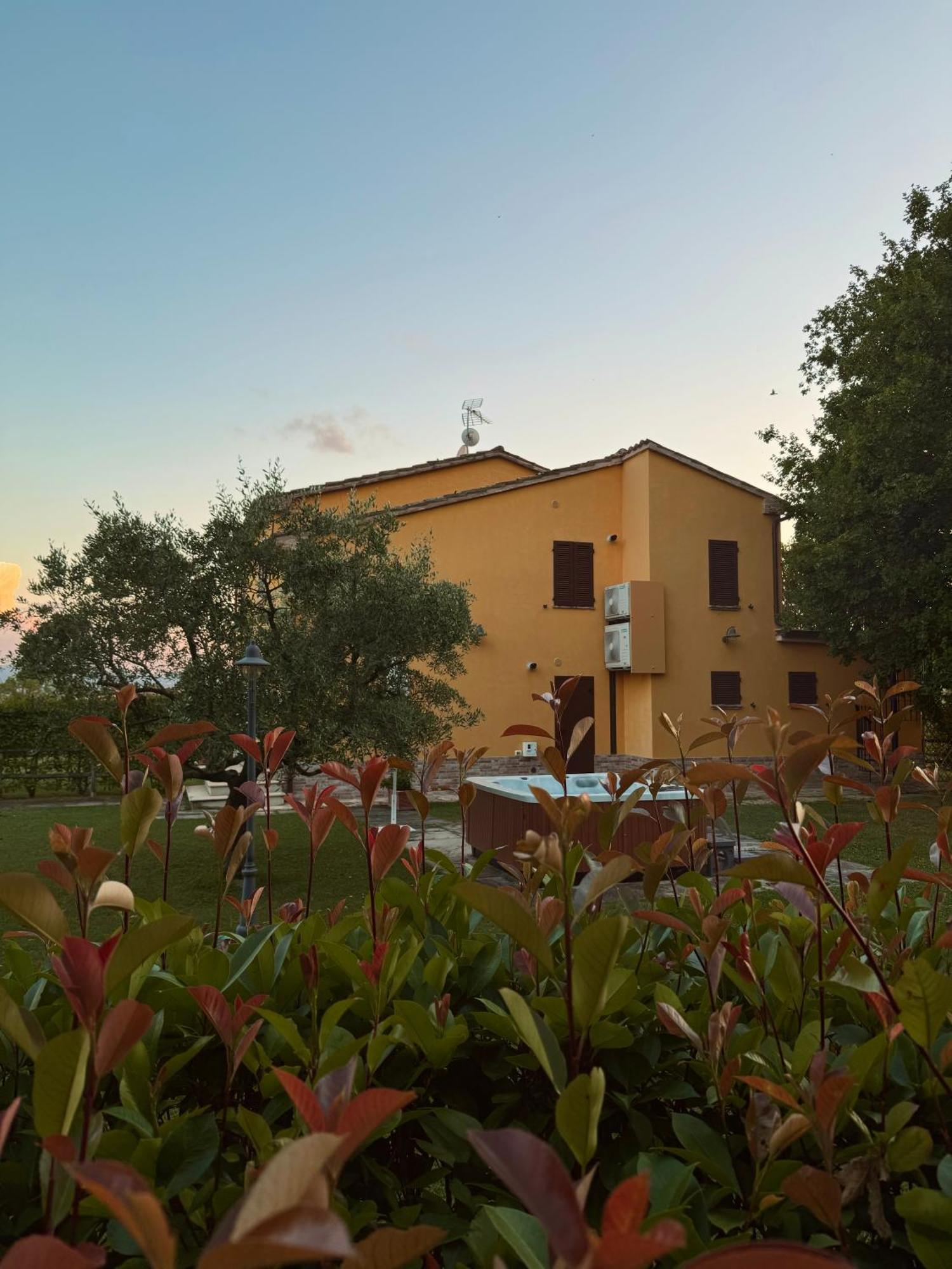 Montenovo Country House Ostra Vetere Eksteriør billede