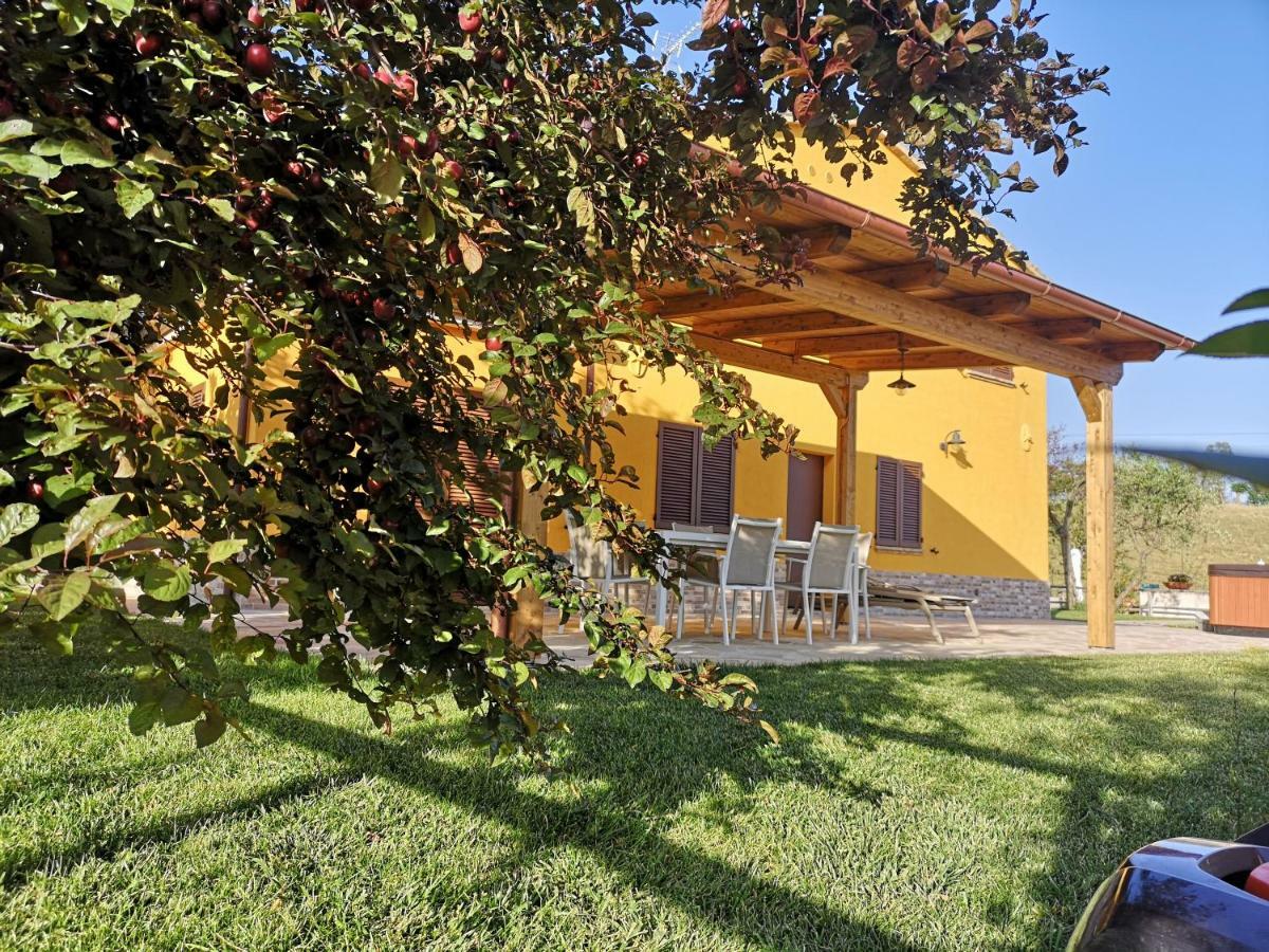 Montenovo Country House Ostra Vetere Eksteriør billede