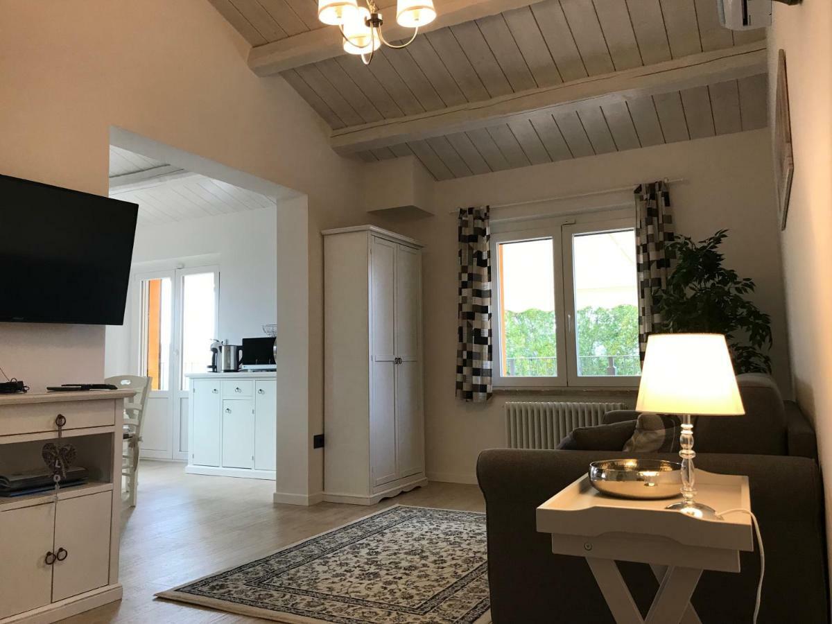 Montenovo Country House Ostra Vetere Eksteriør billede