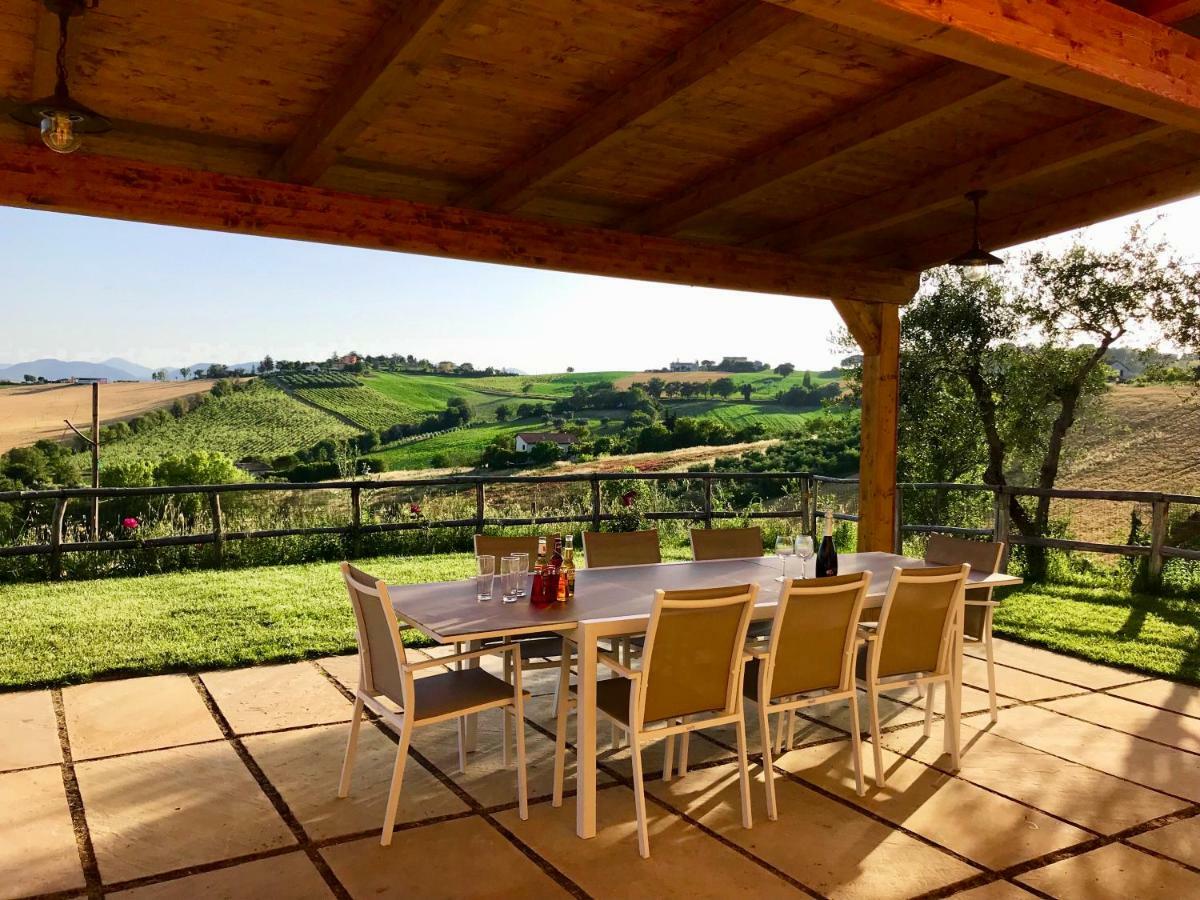 Montenovo Country House Ostra Vetere Eksteriør billede